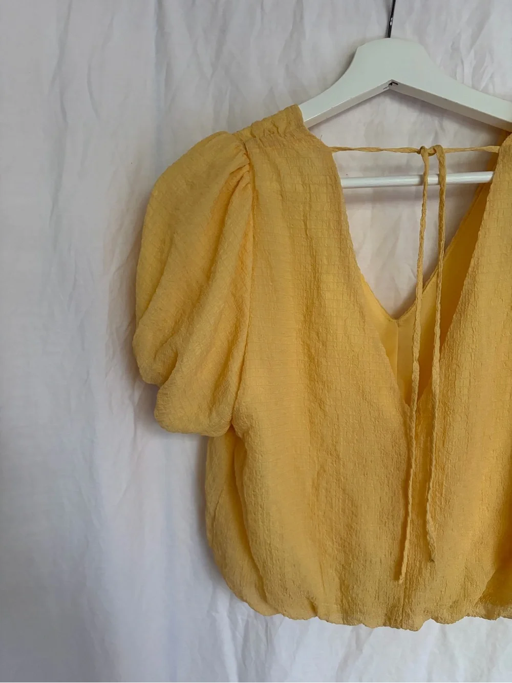 ASTR The Label Puff Sleeve Blouse Size S Chic Summer Statement Boho Pastel